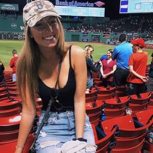 Meet your Posher, Melissa